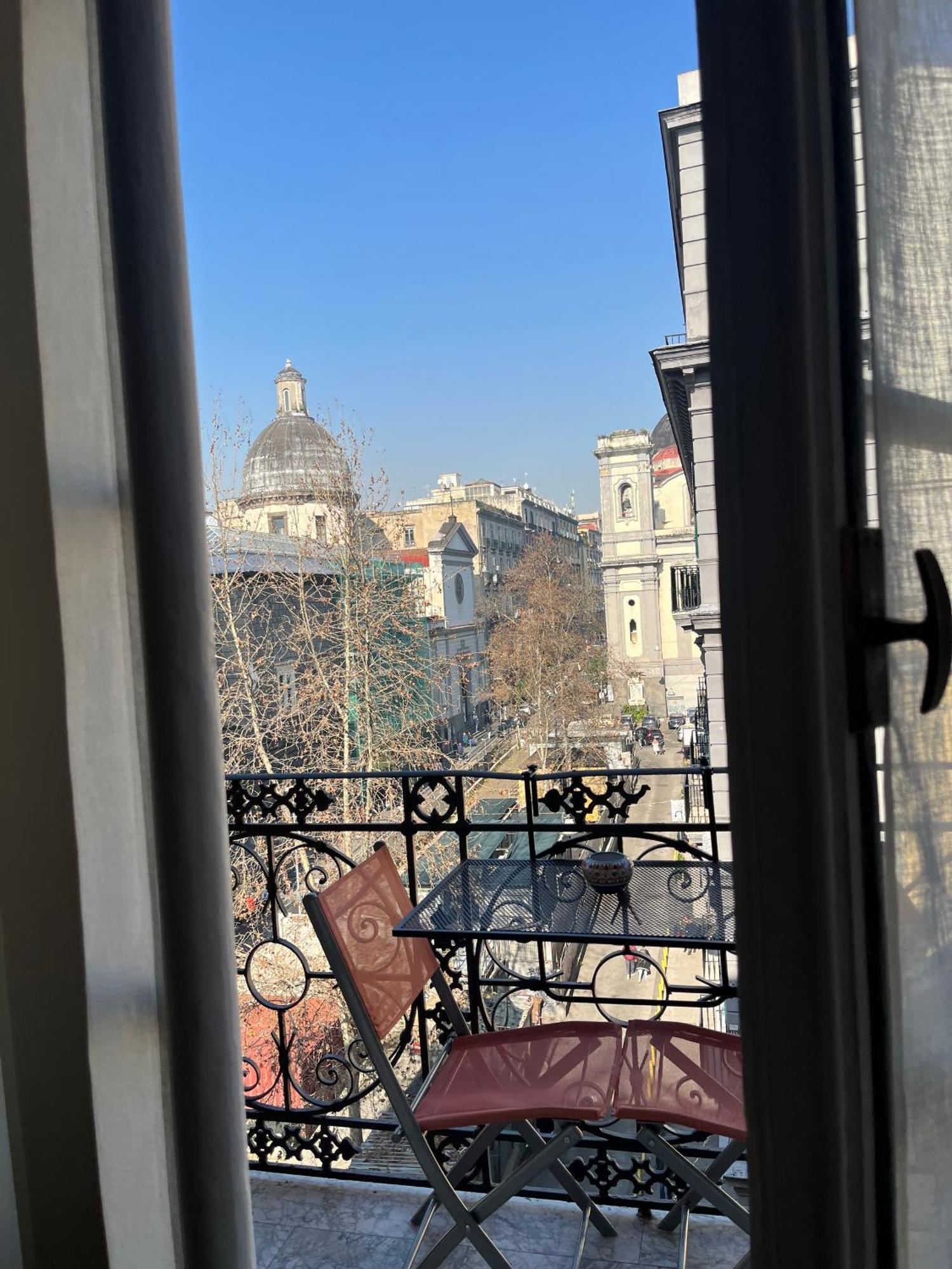 Voglia 'E Turna Ξενοδοχείο Νάπολη Εξωτερικό φωτογραφία